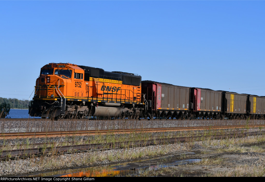 BNSF 9752